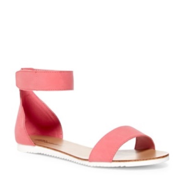 Breckelles Shoes - Breckelle’s joy style pink sandals 7.5 NWOT